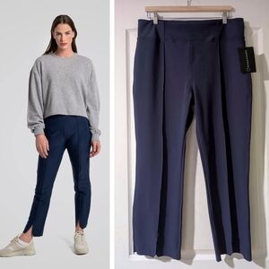 NWT epoque evolution | Jet Set Trousers In Navy Blue (size 18)
